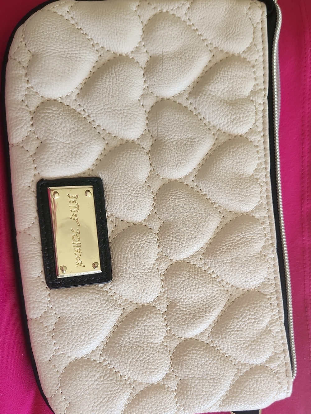 Betsey Johnson Cream Quilted Heart Zip Wallet with Gold Plaque